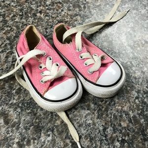 Toddler converse size 3